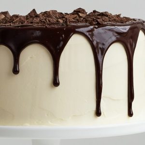 Chocolate Vanilla Cake - Image