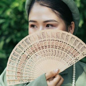 Girl with a Fan - Image